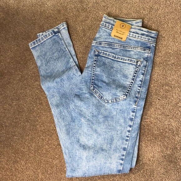 High-waisted garage skinny jeans
